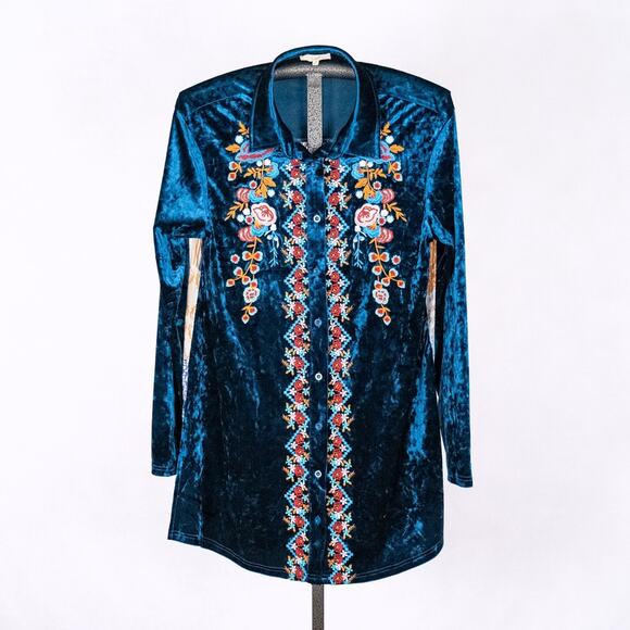 Women's Velvety Velour Embroidered Tunic Top MEDIUM Teal Floral Boho Artsy Fairy - Picture 1 of 6